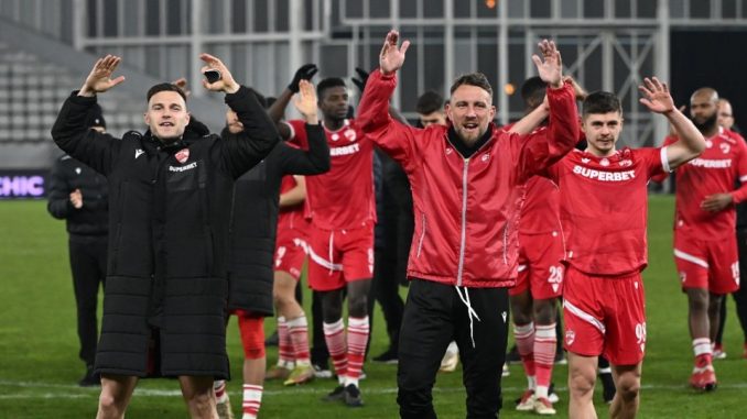 dinamo-bucuresti-afc-hermannstadt-sibiu-superliga-superbet-03-03-2025-1