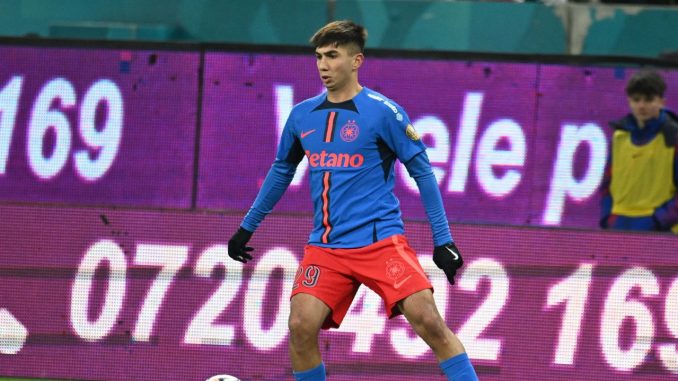 Alexandru-musi-la-Dinamo-1