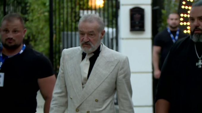 gigi-becali-7